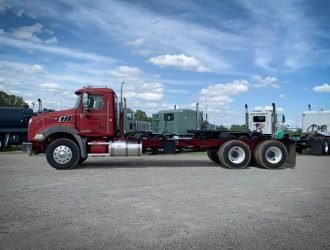 2007 MACK CTP713B CAB & CHASSIS 001206