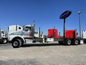 2005 KENWORTH T800 CAB & CHASSIS 110938CC