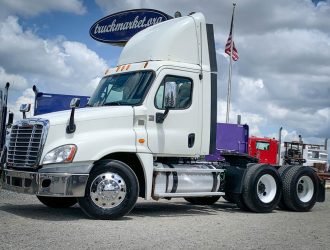 2013 FREIGHTLINER CASCADIA DAYCAB FH2408
