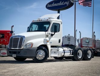 2013 FREIGHTLINER CASCADIA DAYCAB FH4791