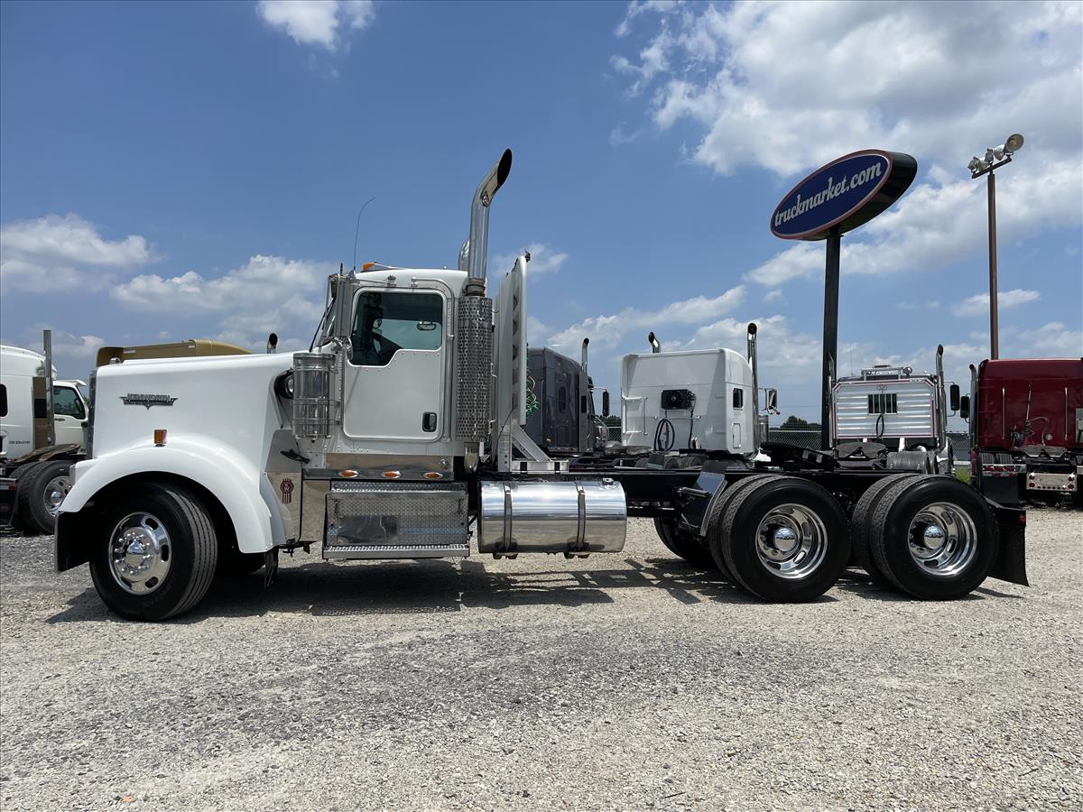 2006 Kenworth W900l Daycab 120051 - Truck Market