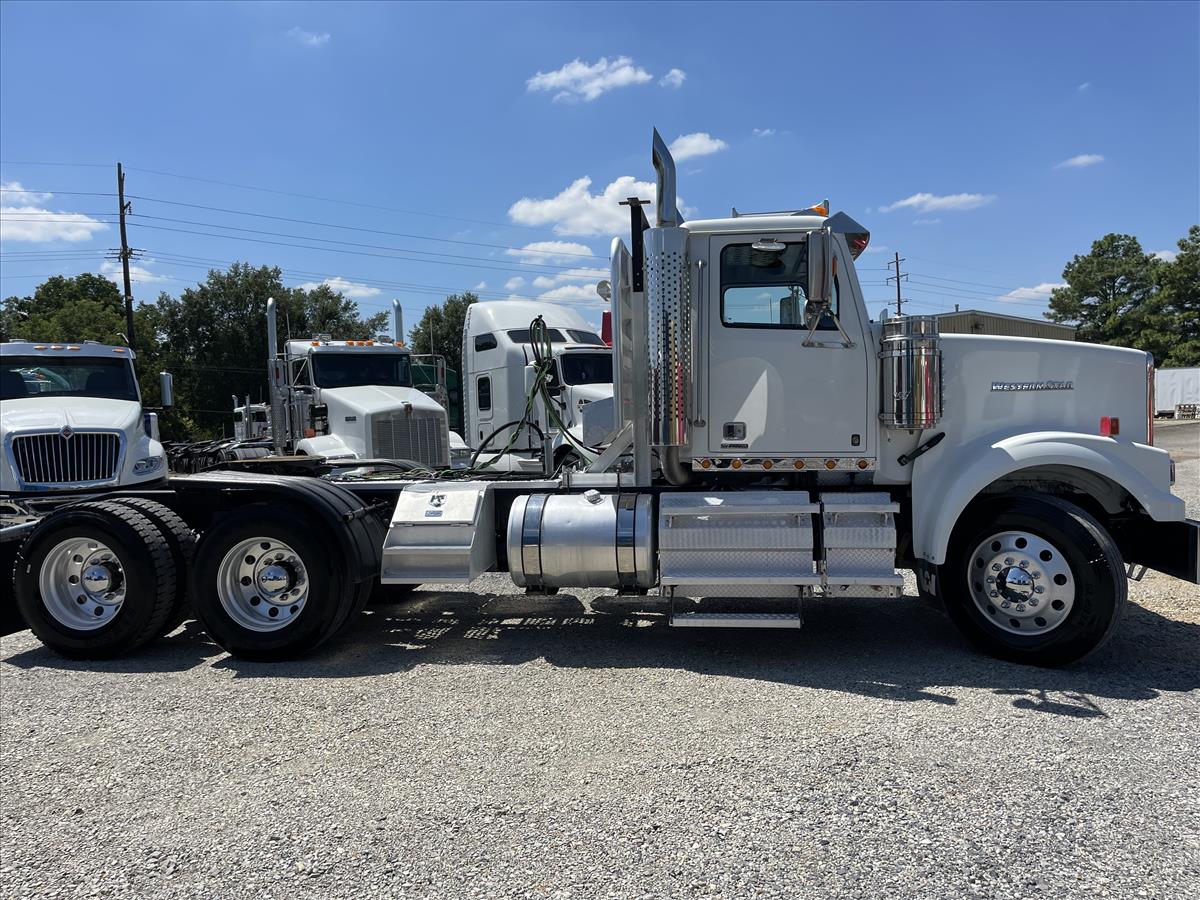 2019 WESTERN STAR 4900 DAYCAB KV3131 - Truck Market