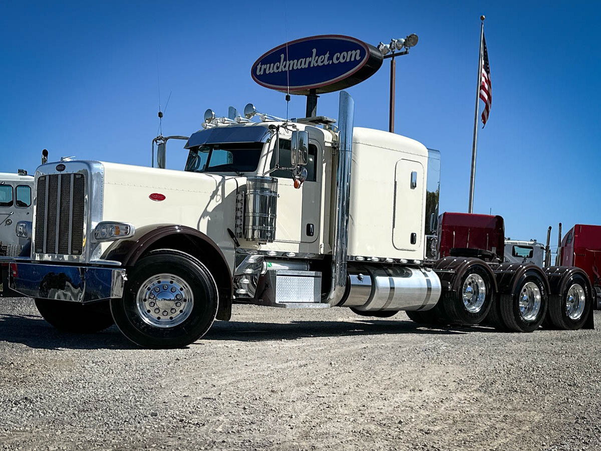 2021 PETERBILT 389 TRI AXLE SLEEPER 752960 - Truck Market