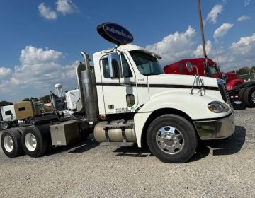 2009 Freightliner Columbia Daycab Ak1152