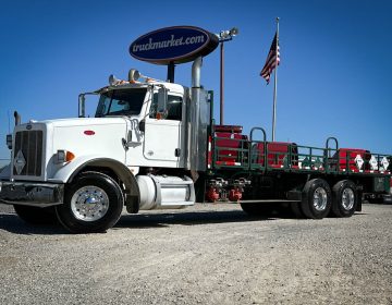 2011 PETERBILT 365 STAKE TRUCK 125313