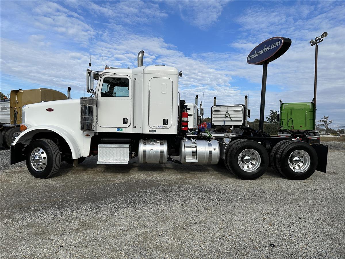 2009 PETERBILT 367 SLEEPER 788921 - Truck Market