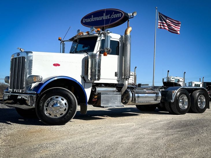 2010 PETERBILT 388 DAYCAB 110718 - Truck Market