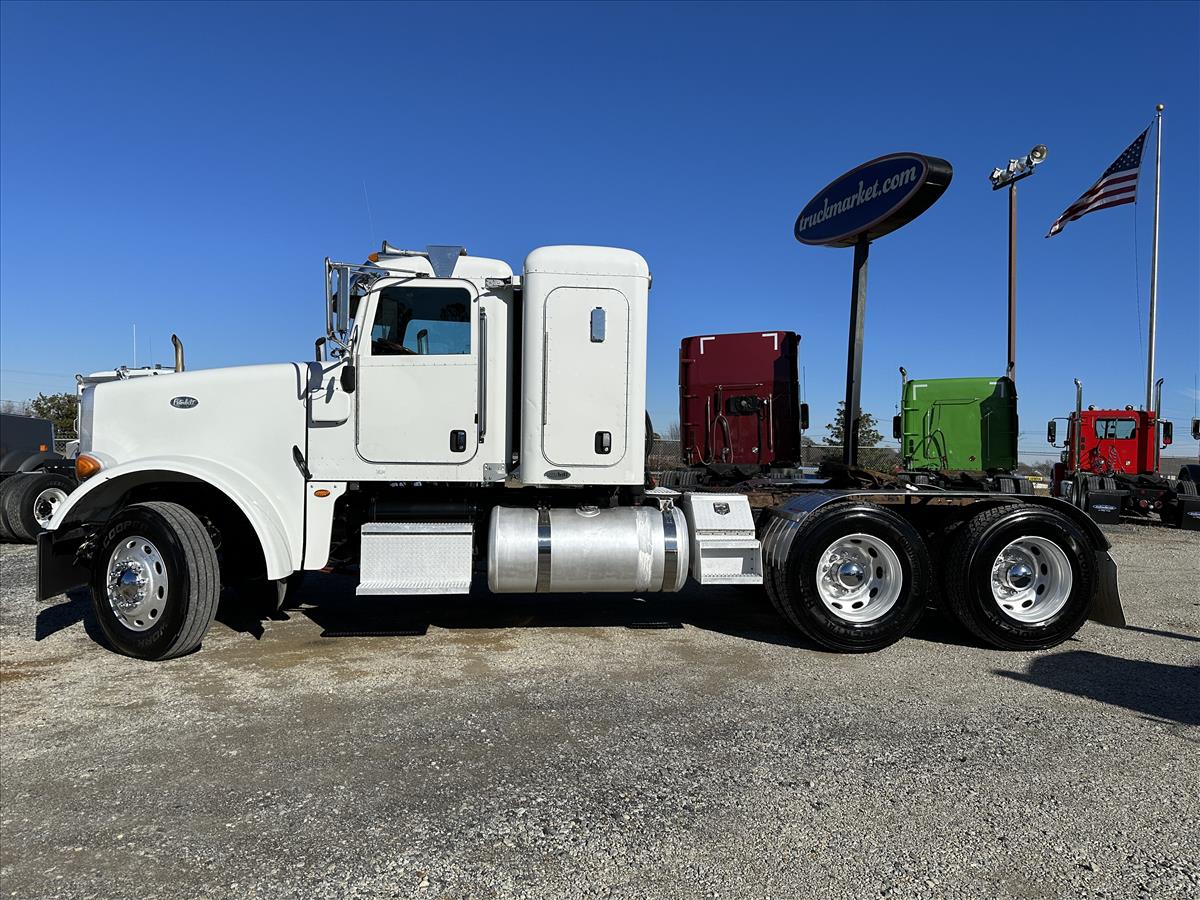 2012 PETERBILT 367 SLEEPER 144186 - Truck Market