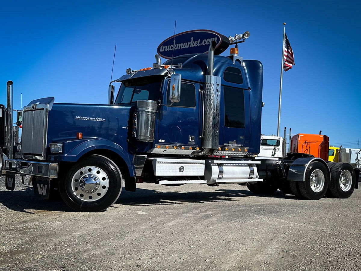 2016 WESTERN STAR 4900EX GLIDER KIT GZ1690 - Truck Market