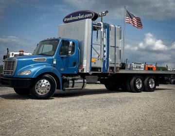 2019 Freightliner M2 Flatbed Lg8835