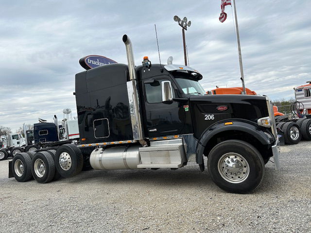 Used Peterbilt Trucks For Sale. Low Miles. TruckMarket.com