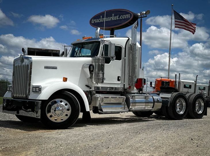 2019 Kenworth W900l Daycab 229852