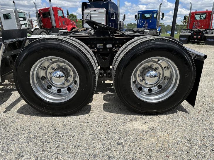 2018 Kenworth W900l Daycab 206694