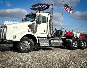 2018 KENWORTH T800 DAYCAB GLIDER KIT 254337