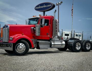 2015 KENWORTH W900L DAYCAB GLIDER KIT 121514