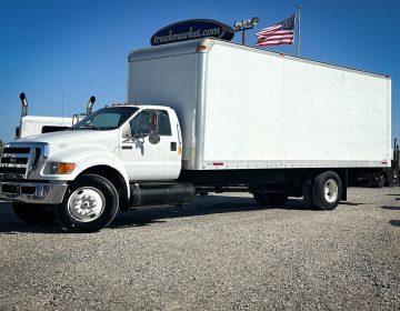 2008 Ford F750 Box Truck 047762