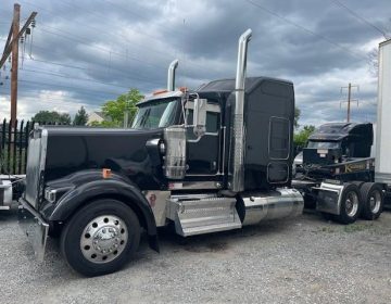 2022 Kenworth W900l Sleeper 121314