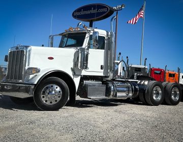 2020 Peterbilt 389 Daycab 659544