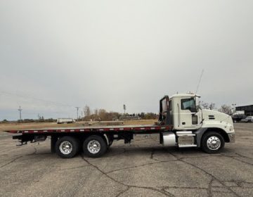 2017 MACK CXU613 ROLLBACK 082736