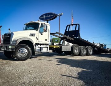 2016 Mack Gu433 Tri Axle Rollback 010961