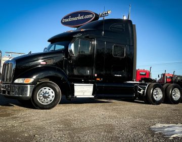 2007 Peterbilt 387 Sleeper 684524