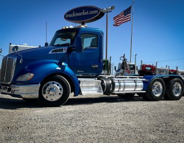 2014 Kenworth T680 Daycab 405252