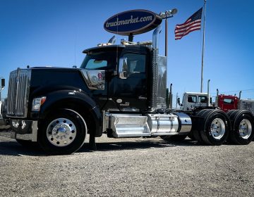 2021 Kenworth W990 Daycab 464412