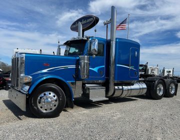 2014 PETERBILT 389 SLEEPER 223884