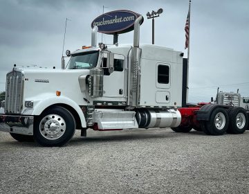 2020 KENWORTH W900L SLEEPER 426301