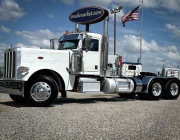 2022 PETERBILT 389 DAYCAB 812991