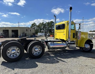 2014 Peterbilt 389 Daycab Glider Kit 267844