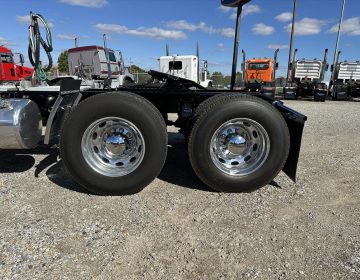 2014 Peterbilt 389 Daycab Glider Kit 267844