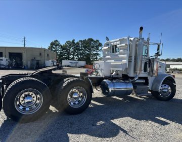 2006 Peterbilt 378 Daycab 656560