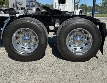 2006 Peterbilt 378 Daycab 656560