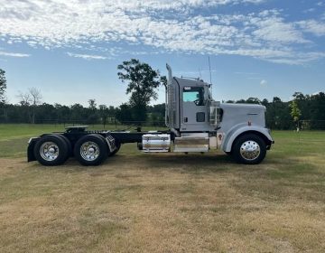 2020 KENWORTH W900L DAYCAB 375946