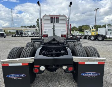 2016 Peterbilt 389 Daycab Glider Kit 445914