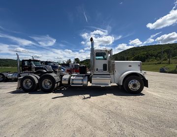 2021 PETERBILT 389 DAYCAB 663249