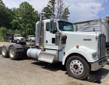 2019 KENWORTH W900L DAYCAB 211914