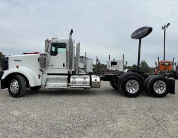 2019 Kenworth W900l Daycab 211914