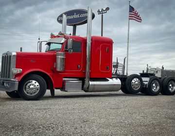 2021 Peterbilt 389 Tri Axle Glider Kit 421one