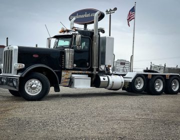 2019 Peterbilt 389 Tri Axle Daycab 234271