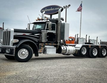 2019 Peterbilt 389 Tri Axle Daycab 234271