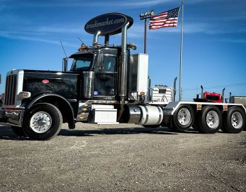 2019 Peterbilt 389 Tri Axle Daycab 234271