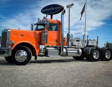 2015 PETERBILT 389 DAYCAB GLIDER KIT 320145