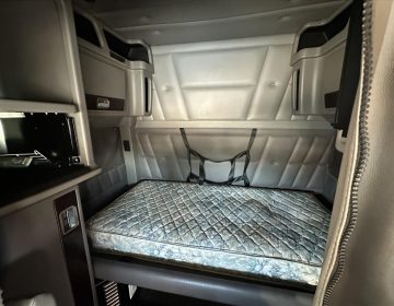 2018 Peterbilt 389 Glider Kit 274415