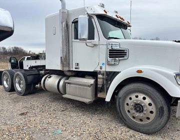 2021 Freightliner Coronado Sleeper Mz3656