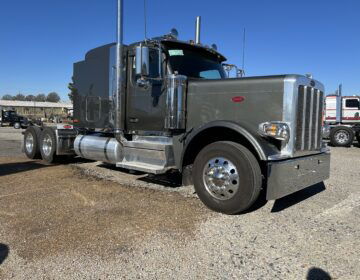 2026 Peterbilt 589 Sleeper 779291