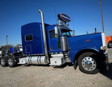 2019 Peterbilt 389 Glider Kit 663258