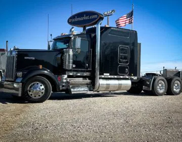 2020 Kenworth W900l Sleeper 314109